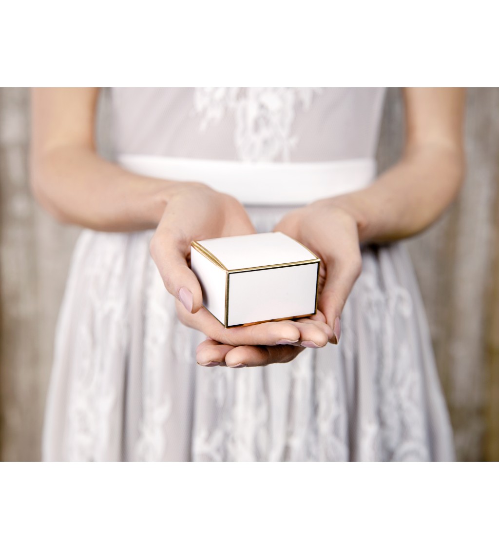 Bílo-zlatá krabička na svatbu