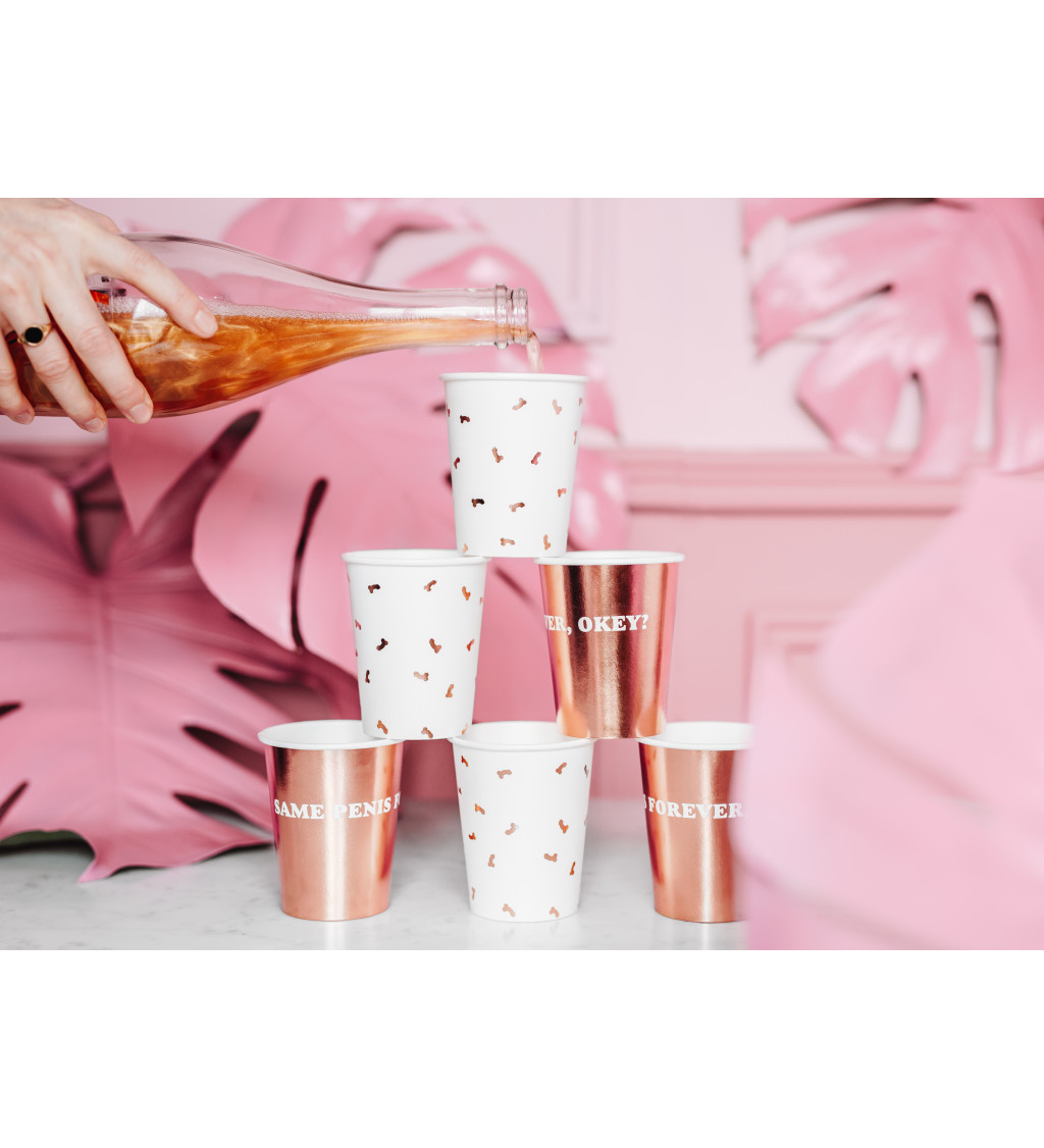 Kelímky s potiskem penisu