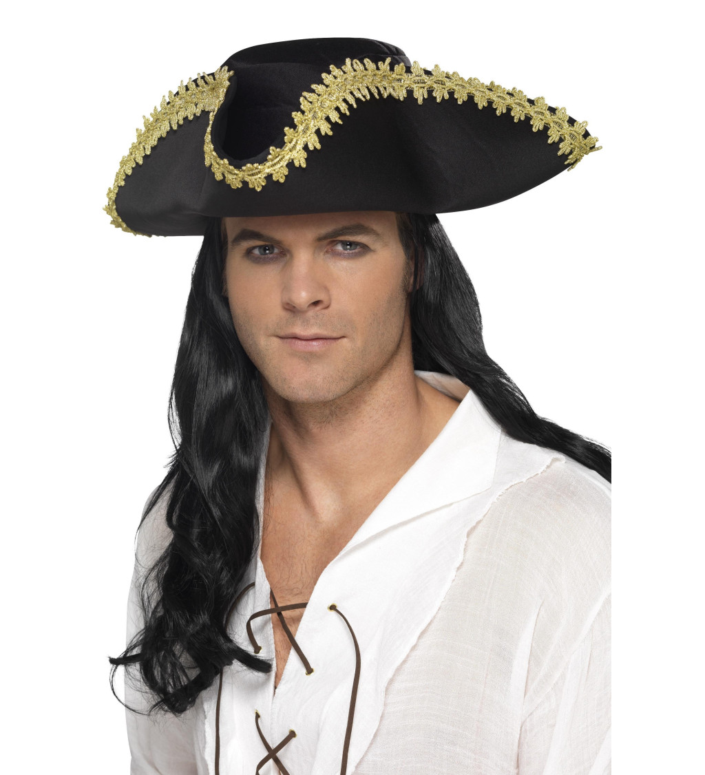 Černý pirátský klobouk