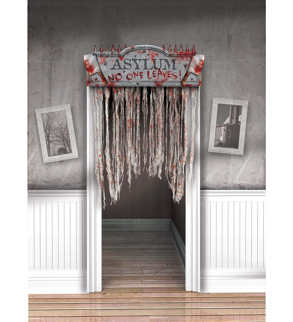 Děsivá záclona na vstupní dveře s nápisem "Asylum