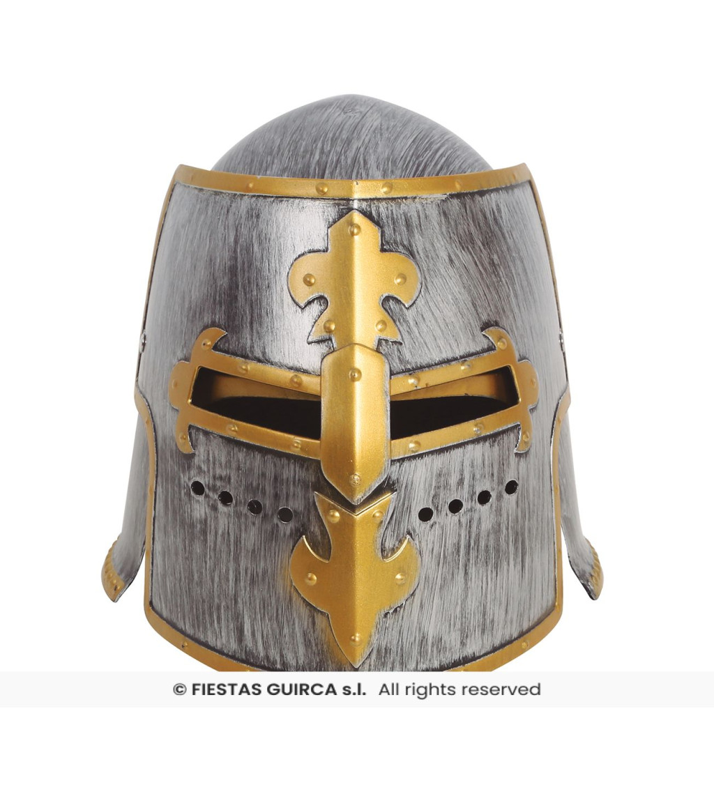 Přilba středověkého rytíře