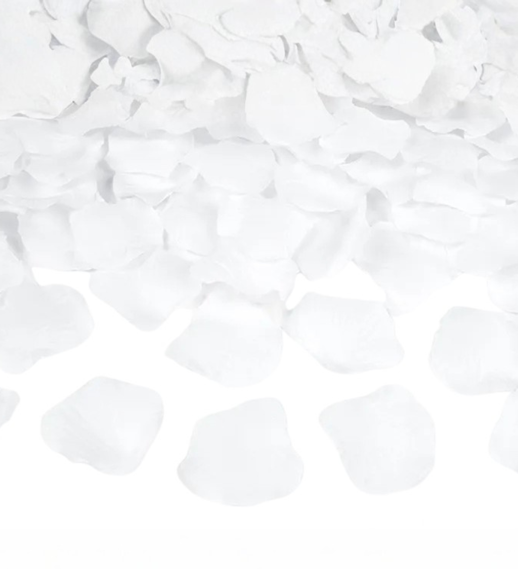 Bílé okvětní lístky růží 500 ks