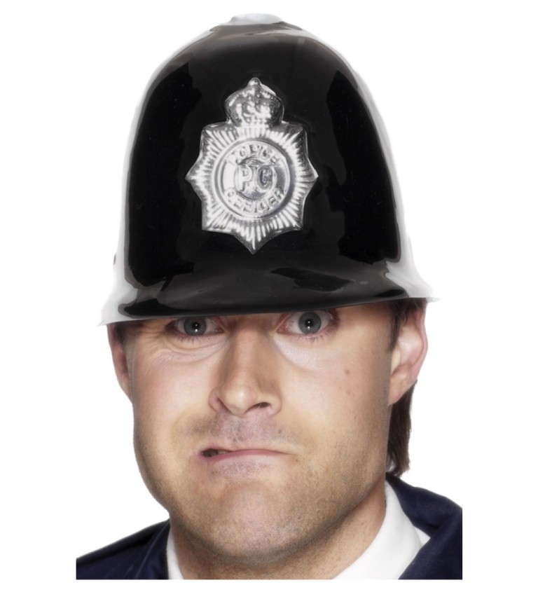 Policejní helma s odznakem