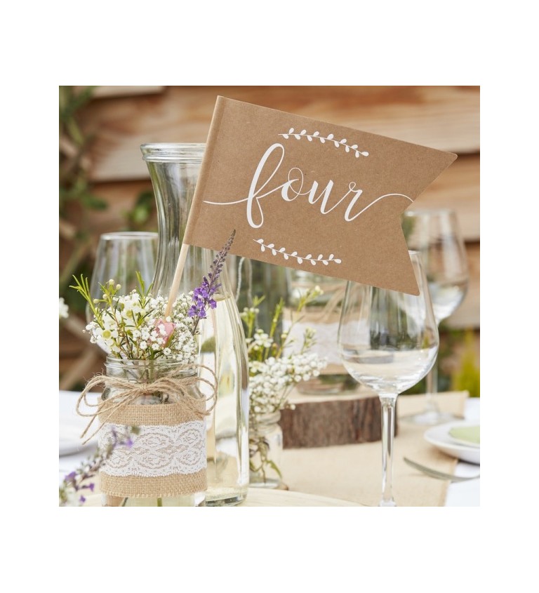 Rustikální čísla na stůl