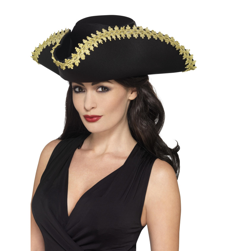 Černý pirátský klobouk