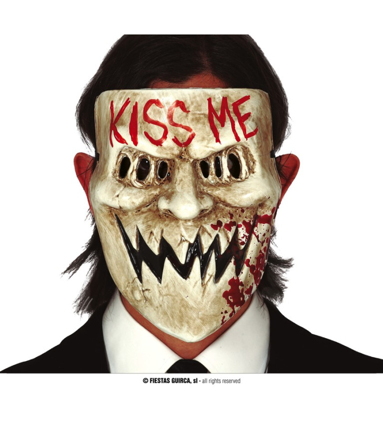 PVC maska - Kiss Me