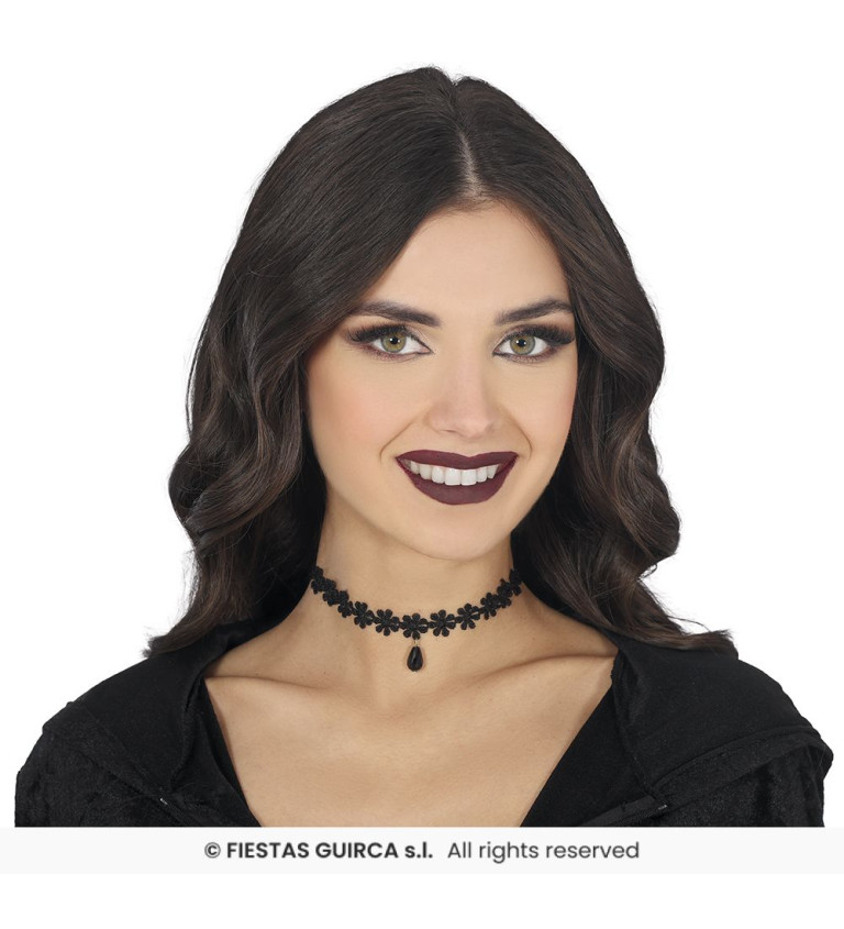 Černý krajkovaný choker náhrdelník s květinami
